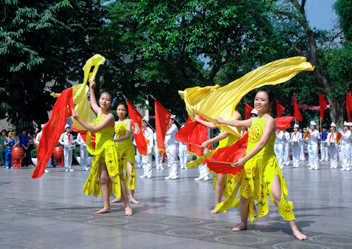 Thiếu nhi Thủ đô sôi nổi tranh tài “Sao giỏi” và “Nghi thức đội”